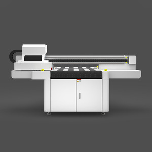 Imprimante UV Vision YC1319, presse d'impression numérique à plat de 1319 mm pour matériaux en carton, haute résolution 1440x2880 dpi - Product Image 1