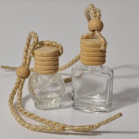 Parfums liquides voiture désodorisant bouteille diffuseur voiture huile essentielle parfum diffuseur bouteille suspendue
