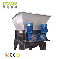 Machine à perforer les bouteilles en PET