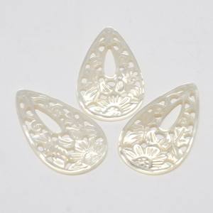 Pandahall Vintage 5 buah putih alami ibu dari mutiara liontin berlapis emas daun tropis pesona Monstera <span class=keywords><strong>Shell</strong></span> perhiasan - Product Image 5