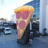 Tranche de pizza géante gonflable lumineuse LED personnalisée, modèle Pepperoni, pour la publicité alimentaire, idéale pour la promotion de restaurants, de marques et de commerces de détail