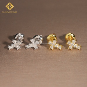 Boucles d'oreilles clous en forme de croix en argent sterling 925 avec moissanite VVS1, testées au diamant, best-seller, bijoux de rappeur hip-hop, fermoir à vis - Product Image 1