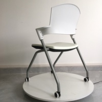 Chaise d'école, de formation et de salle à manger en plastique PP