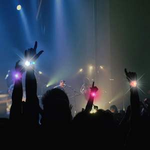 Bracelets lumineux, bracelets qui brillent dans le noir pour les cadeaux de fête pour les enfants, sacs de friandises, jouets, cadeaux de remise de diplôme, cadeaux de retour, rembourrage de sacs à cadeaux - Product Image 5