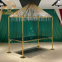 Tables de mariage modernes en or, acier inoxydable, pour banquets d'hôtel, avec plateau en verre