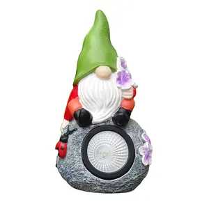 Decoration Creative Green Hat Dwarf with Purple Flowers Figurine Outdoor Garden Statue Eco Friendly Resin with LED Solar Lamp