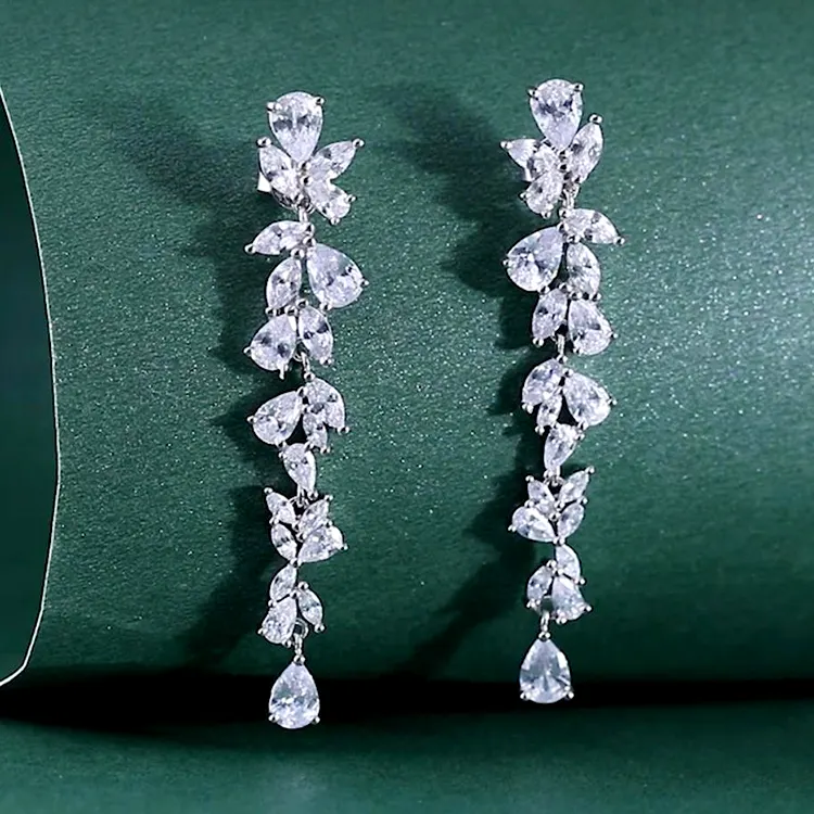 Brillanti orecchini pendenti in argento Sterling 925 con zirconi cubici orecchini pendenti lunghi da donna
