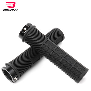 ปลอกแฮนด์จักรยานเสือภูเขาโบลานี 22.2 มม. TPR กันลื่นแบบล็อคเดี่ยวสีดำ - Product Image 1