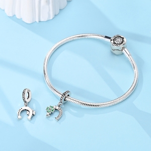 Ensemble de Bijoux MULA – Quatre Feuilles Vertes Breloques Croix en Argent 925 Perles Bagues Boucles d'Oreilles Collier Bracelet pour Cérémonies Religieuses - Product Image 2