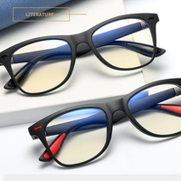 Lunettes de Transition Mode pour Femmes et Hommes Anti-Lumière Bleue, Lunettes à Verres Photochromiques Anti-Lumière Bleue Carrées