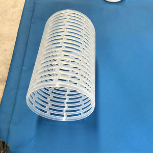 Ligne de Machine squelette <span class=keywords><strong>rigide</strong></span> d'élément filtrant pour le tuyau de filet de filtre à eau d'air/Machine squelette de filtre de tuyau de maille carrée en plastique - Product Image 2