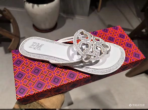 2026 Luxury Designer Shoes Tory De Burch Rhinestone Women Shoes Slipper Sandals Chaussures Femme Casual Summer Sandalias De - Product Image 6