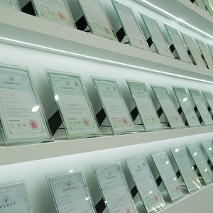 Sửa đổi amin gốc nước Epoxy chữa đại lý phenalkamine chữa đại lý cho thấp VOC sơn epoxy LR-8201 - Product Image 4