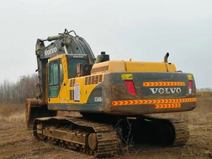 รถขุดมือสอง Volvo EC360DL EC360BLC ประสิทธิภาพสูง เชื่อถือได้ พร้อมระบบไฮดรอลิกแบบตีนตะขาบ - Product Image 3