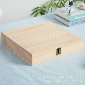 Caja de Madera Cuadrada de Pino con Cerradura, Caja de Madera Maciza Pequeña para Regalos, Manualidades y Almacenamiento - Product Image 2