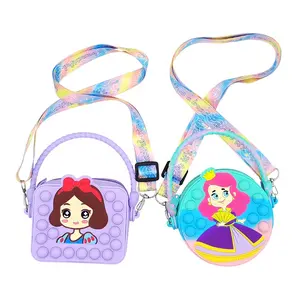 Nuevo diseño personalizado pequeña burbuja Squeeze monederos carteras y soportes para niños silicona Mini bolso monedero para niñas