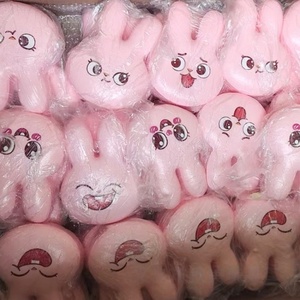 ของเล่นบีบคลายเครียดรูปขนมปังกระต่ายน่ารัก เนื้อนุ่ม ยืดหยุ่น บีบแล้วคืนรูปช้า วัสดุ PU ขายส่ง - Product Image 5