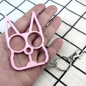 Vente en gros de <span class=keywords><strong>porte</strong></span>-clés en acier inoxydable de luxe, mignons et variés, en forme de chat de dessin animé pour femmes - Imperméables, légers, de forme ronde - Product Image 3