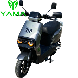 Vente en gros usine – Scooter électrique adulte 1500W 72V 20Ah avec batterie au plomb, moteur sans balais, vitesse maximale 61-80km/h, autonomie 60-100KM - Product Image 2