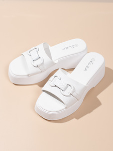 Sandalias de Plataforma con Cuña Negra para Mujer, con Hebilla Metálica y Punta Abierta, para la Playa, Venta al Por Mayor - Product Image 4