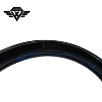 Volant sport personnalisé en fibre de carbone forgée à 3 branches avec LED premium pour Toyota Camry LC300 LC200 LC250 Hilux