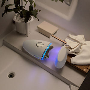 เครื่องนวดหน้าและลำคอแบบพกพา ไมโครเคอร์เรนท์ สั่นสะเทือน ร้อน-เย็น อุปกรณ์เสริมความงาม นวดกัวซา ขจัดสารพิษในร่างกาย - Product Image 2