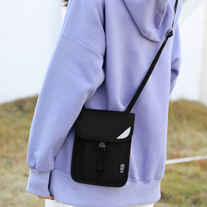 Portafoglio da Viaggio Vintage con Tasca da Collo, Porta Passaporto Antifurto, Porta Carte RFID alla Moda, Impermeabile e Multifunzionale per Uomo - Product Image 2