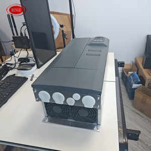 Bộ chuyển đổi tần số 6se6440-2ud33-0ea1-440 micromaster không có bộ lọc 380-480 V 3 AC + 10/-10% 47-63Hz mô-men xoắn không đổi 30 kW - Product Image 3