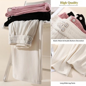 <span class=keywords><strong>Pantaloni</strong></span> invernali a gamba larga lunghi <span class=keywords><strong>pantaloni</strong></span> a vita alta con doppi bottoni ispessiti <span class=keywords><strong>pantaloni</strong></span> caldi Casual in velluto a coste da donna - Product Image 4