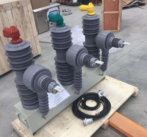 17.5kV <b>Pole</b>-Mounted Automatic Recloser ZW32 SafeBreaker Brand 400-1250A Rated Current 20kA Breaking Capacity 50/60Hz - Product Image 4
