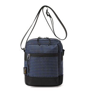 Bolso Bandolera Portátil para Hombre, Informal, para Viajes Diarios, Moderno, de Nailon, Impermeable y Ligero - Product Image 1
