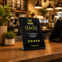 Support de table en acrylique personnalisé avec impression RFID 13,56 MHz pour restaurant, support NFC pour avis Google 213 215 216