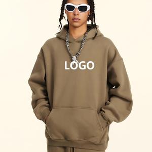 Sudadera con capucha extragrande para hombre, de forro polar, color liso, con logo estampado en la parte delantera, estilo casual para otoño, corte regular, de algodón tejido. - Product Image 1