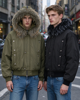 Blouson bomber rembourré pour homme avec fermeture éclair, boutons-pression et ourlet côtelé, coupe courte, personnalisable avec logo, vente en gros