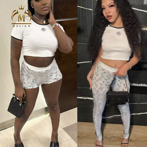 Conjuntos de mujer de nuevo diseñador, Top corto estampado y mallas, conjunto de 2 piezas, ropa de calle informal, conjunto de dos piezas para mujer, ropa 2025 - Product Image 1