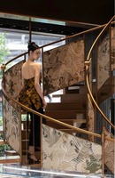 Guangdong Foshan Villa de luxe Maison Escalier flottant en colimaçon Conception Garde-corps en bois personnalisé pour escaliers
