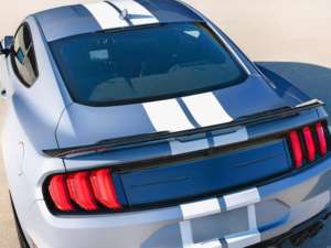 Venta caliente de fábrica nuevo Bdoykit para <span class=keywords><strong>Mustang</strong></span> 2018-2023 GT500 parachoques trasero delantero faldón lateral accesorios de escape atornillado fácil - Product Image 6