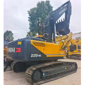 Excavatrice sur chenilles Hyundai d'occasion robuste de 22 tonnes, modèle R220LC-9S, moteur Cummins, pompe PLC, boîte de vitesses, moteur, modèle 2022, bon état - Product Image 1