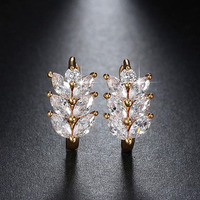 Mode feuille forme boucles d'oreilles pour femmes bijoux de mariage en gros offre spéciale zircon cubique blanc petit cercle boucles d'oreilles
