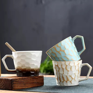 แก้วกาแฟเซรามิกเคลือบลายการ์ตูนทันสมัย - ปรับแต่งสีและโลโก้ได้ เหมาะเป็นของขวัญสำหรับงานปาร์ตี้ ใช้ในออฟฟิศได้ ความจุ 301-400 มล. - Product Image 3
