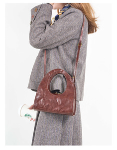 Bolso de Mujer Hecho a Mano en Cuero de Alta Calidad de Fábrica, Bolso de Hombro de Piel de Vaca, Logotipo Personalizado - Product Image 4