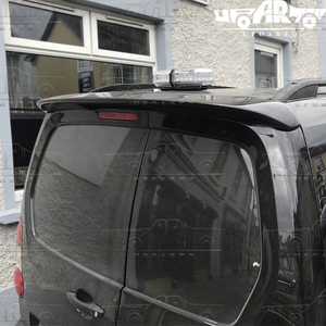 Prix de gros Accessoires automobiles Aileron de toit arrière en plastique ABS aspect carbone pour <span class=keywords><strong>Toyota</strong></span> <span class=keywords><strong>Proace</strong></span> <span class=keywords><strong>City</strong></span> Twin Barn Doors 2020+ - Product Image 4