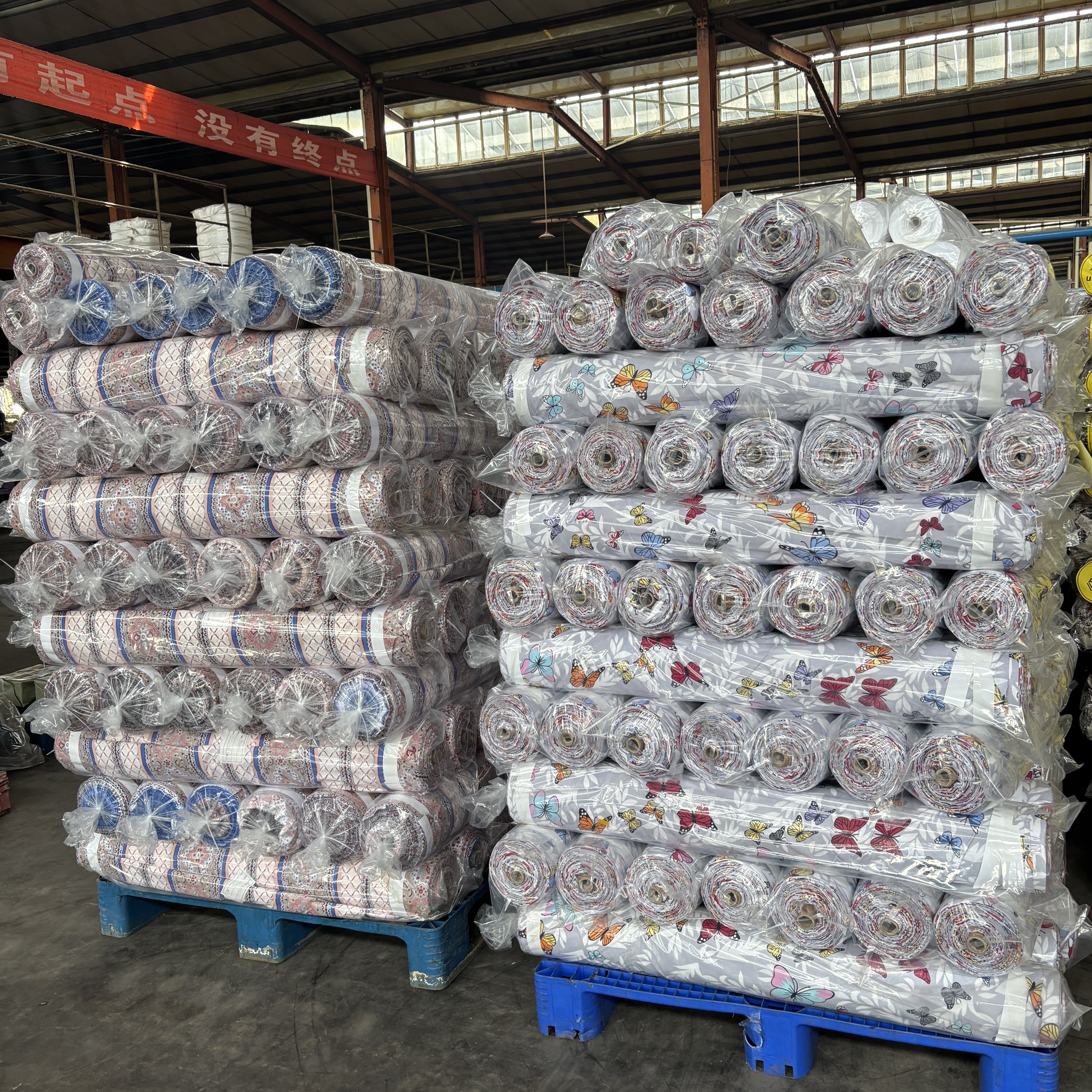 Wholesale Microfiber Bedsheets Fabric 80 90 100gsm Plain Weaving 120 125gsm Twill Woven Peach Skin Fabric