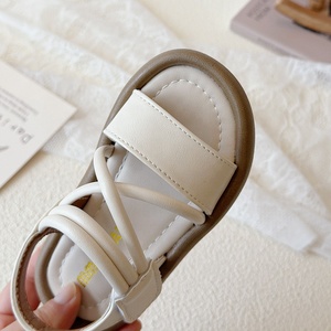 Sandali da principessa con punta aperta in stile coreano per ragazze, <span class=keywords><strong>scarpe</strong></span> estive morbide e casual alla moda per bambini piccoli e più grandi - Product Image 4