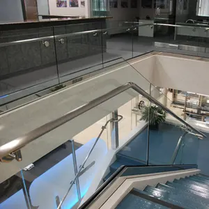 Tout nouveau kit ss/garde corps inox <span class=keywords><strong>en</strong></span>/supports de garde-corps <span class=keywords><strong>en</strong></span> verre inoxydable - Product Image 1