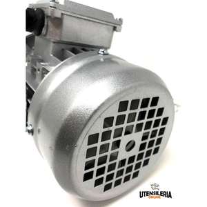 มอเตอร์ไฟฟ้าสามเฟส IE3 400V 6 POLES 900 RPM 180L6 KW 15.0 B5 - Product Image 3