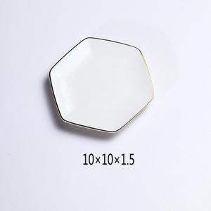 Anillo y collares de bandeja de joyería de cerámica blanca hexagonal con borde de oro con logotipo personalizado plato de baratija para regalo de boda - Product Image 2