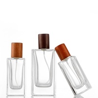 Flacon de parfum vide de luxe de haute qualité, flacon pulvérisateur en verre rechargeable avec bouchon en bambou, flacon diffuseur de parfum