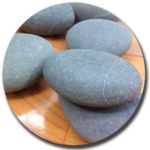 用于花园美化的蓝色扁平圆石鹅卵石