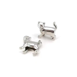 Piezas de juego Monopoli de fichas de metal personalizadas, fabricación de casas y hoteles de plástico de alta calidad - Product Image 1
